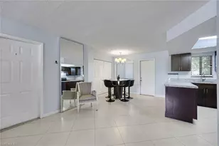 1400 Green Valley Cir, Naples, FL 34104 - Photo 10