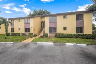 1400 Green Valley Cir, Naples, FL 34104 - Photo 20