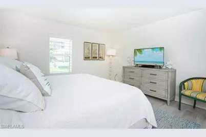 2850 Gulf Shore Blvd N #102, Naples, FL 34103 - Photo 14