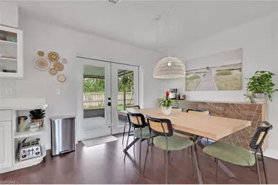 2593 Poinciana St, Naples, FL 34105 - Photo 8