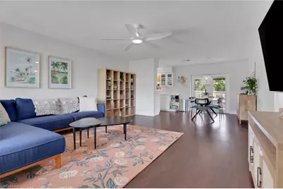 2593 Poinciana St, Naples, FL 34105 - Photo 4