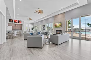 201 Indies Dr E, Naples, FL 34114 - Photo 28