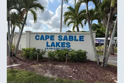 260 Cape Sable Dr, Naples, FL 34104 - Photo 1