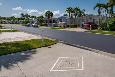 1146 Silver Lakes Blvd, Naples, FL 34114 - Photo 34
