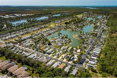 1146 Silver Lakes Blvd, Naples, FL 34114 - Photo 38