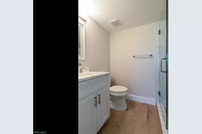 29 High Point Cir E #307, Naples, FL 34103 - Photo 8