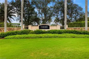 2728 Tiburon Blvd E, Naples, FL 34109 - Photo 18