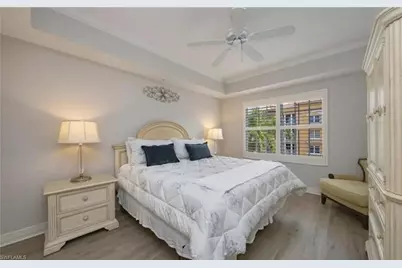 410 Bayfront Pl #2405, Naples, FL 34102 - Photo 10