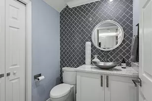 3299 Megan Ln, Naples, FL 34109 - Photo 18