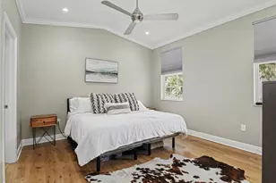 3299 Megan Ln, Naples, FL 34109 - Photo 20