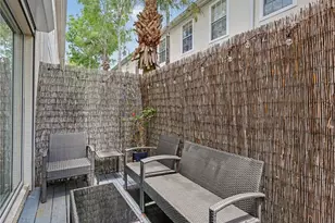3299 Megan Ln, Naples, FL 34109 - Photo 16