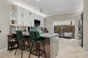 3299 Megan Ln, Naples, FL 34109 - Photo 12