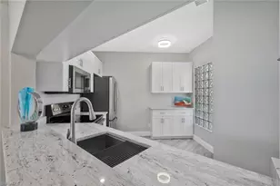 12065 Summergate Cir, Fort Myers, FL 33913 - Photo 4
