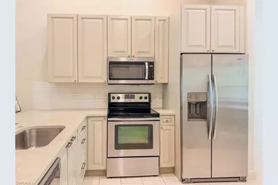 3510 Avion Woods Ct #104, Naples, FL 34104 - Photo 14