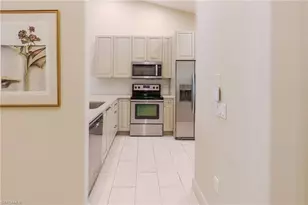 3510 Avion Woods Ct, Naples, FL 34104 - Photo 12