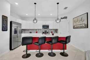 2622 Scarlet Wy, Naples, FL 34120 - Photo 4