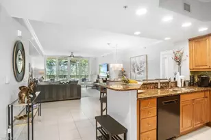 2728 Tiburon Blvd E, Naples, FL 34109 - Photo 4
