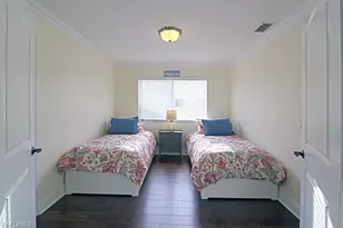 7778 Emerald Cir, Naples, FL 34109 - Photo 22