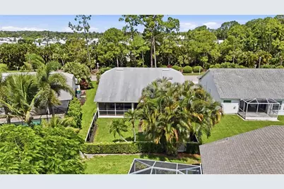 670 Lambton Ln, Naples, FL 34104 - Photo 28