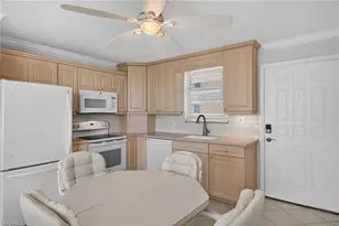 5600 Bonita Beach Rd, Bonita Springs, FL 34134 - Photo 14