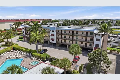 803 River Point Dr #107B, Naples, FL 34102 - Photo 2