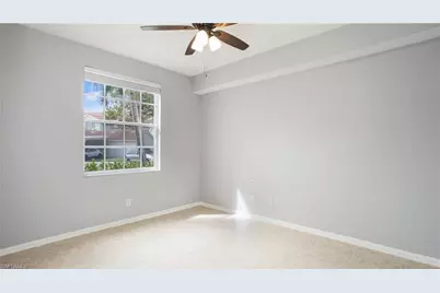 4620 Saint Croix Ln #914, Naples, FL 34109 - Photo 10