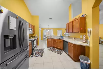 423 Windermere Dr, Lehigh Acres, FL 33972 - Photo 10