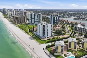 3951 Gulf Shore Blvd N, Naples, FL 34103 - Photo 30