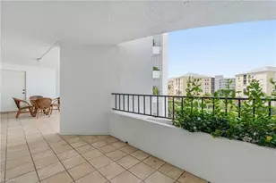 3951 Gulf Shore Blvd N, Naples, FL 34103 - Photo 22