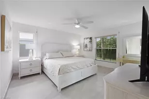 881 Gulf Pavilion Dr, Naples, FL 34108 - Photo 16