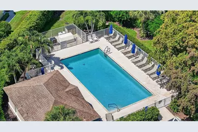 14907 Sterling Oaks Dr, Naples, FL 34110 - Photo 32