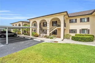 4640 Chantelle Dr, Naples, FL 34112 - Photo 2