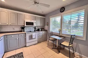 201 Albi Rd, Naples, FL 34112 - Photo 4