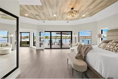 18 Pelican St E, Naples, FL 34113 - Photo 30