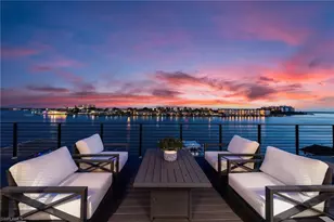 18 Pelican St E, Naples, FL 34113 - Photo 36