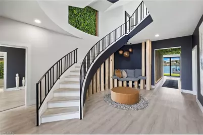 18 Pelican St E, Naples, FL 34113 - Photo 6
