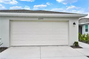 20545 Hazelnut Ct S, Lehigh Acres, FL 33976 - Photo 2