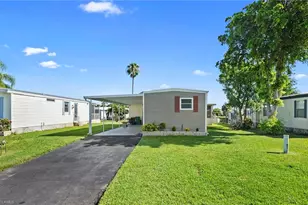 455 Cape Florida Way, Naples, FL 34104 - Photo 1