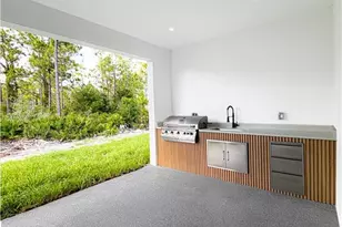 904 W 10th St, Lehigh Acres, FL 33972 - Photo 28