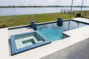 8541 Oceana Wy, Naples, FL 34114 - Photo 2