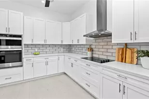 569 Desoto Blvd S, Naples, FL 34117 - Photo 12