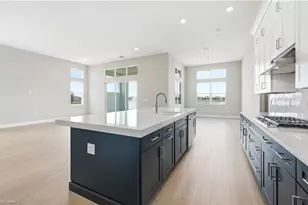 8529 Oceana Wy, Naples, FL 34114 - Photo 4