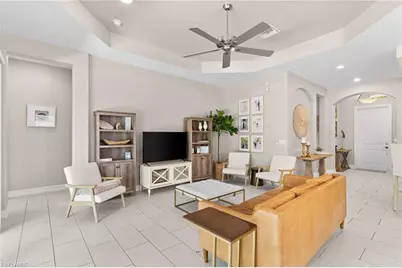 1406 Serrano Cir, Naples, FL 34105 - Photo 8