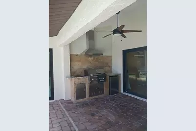 2727 SE 24th Pl, Cape Coral, FL 33904 - Photo 10