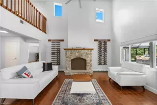 201 Perkins Dr, Naples, FL 34119 - Photo 14