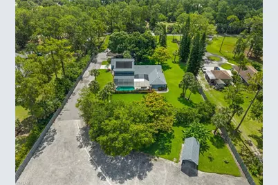 201 Perkins Dr, Naples, FL 34119 - Photo 48