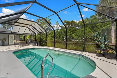 201 Perkins Dr, Naples, FL 34119 - Photo 36