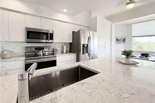 8555 Naples Heritage Dr, Naples, FL 34112 - Photo 6