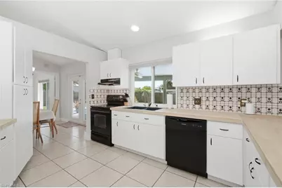 3022 47th St SW, Naples, FL 34116 - Photo 16