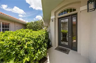 2032 Crestview Way, Naples, FL 34119 - Photo 2